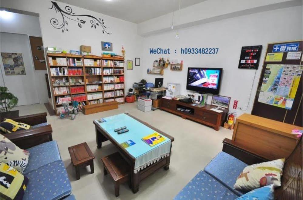 Ten Street B & B Hualien Eksteriør billede